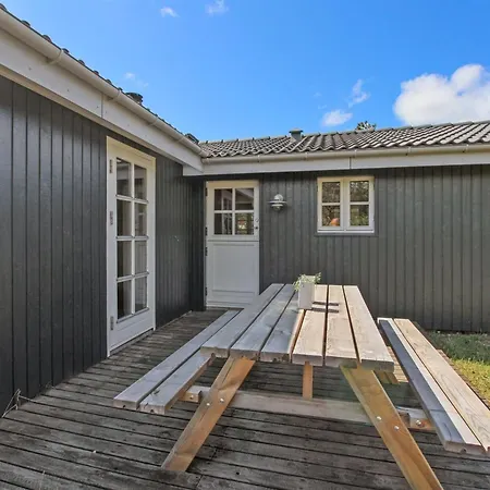 Marja - 1-3km From The Sea By Interhome 펜션 *