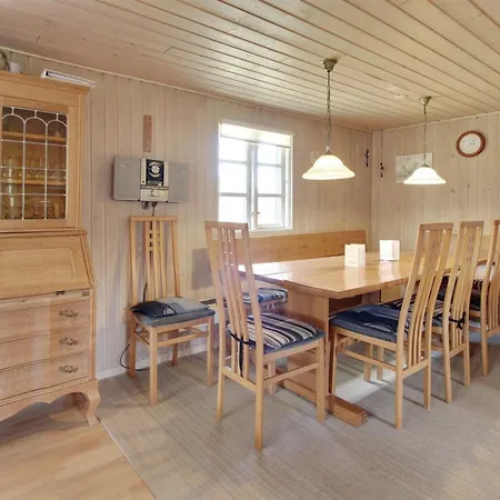펜션 Marja - 1-3km From The Sea By Interhome 베제르 스트란드