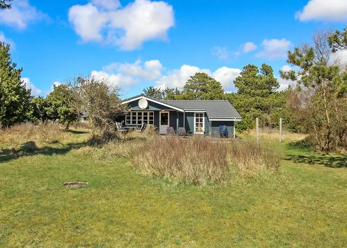 Prázdninový dům Marja - 1-3km From The Sea By Interhome