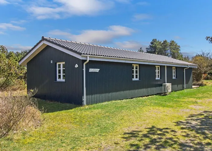 Marja - 1-3km From The Sea By Interhome *